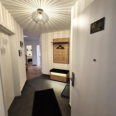 21133 Apartment *